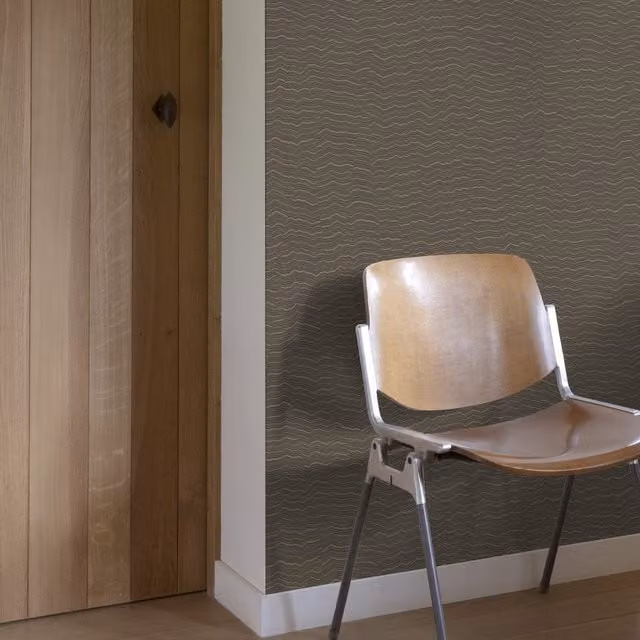 Grandeco Boutique Yoro Sand Dune Wave Embossed Metallic Wallpaper in Brown