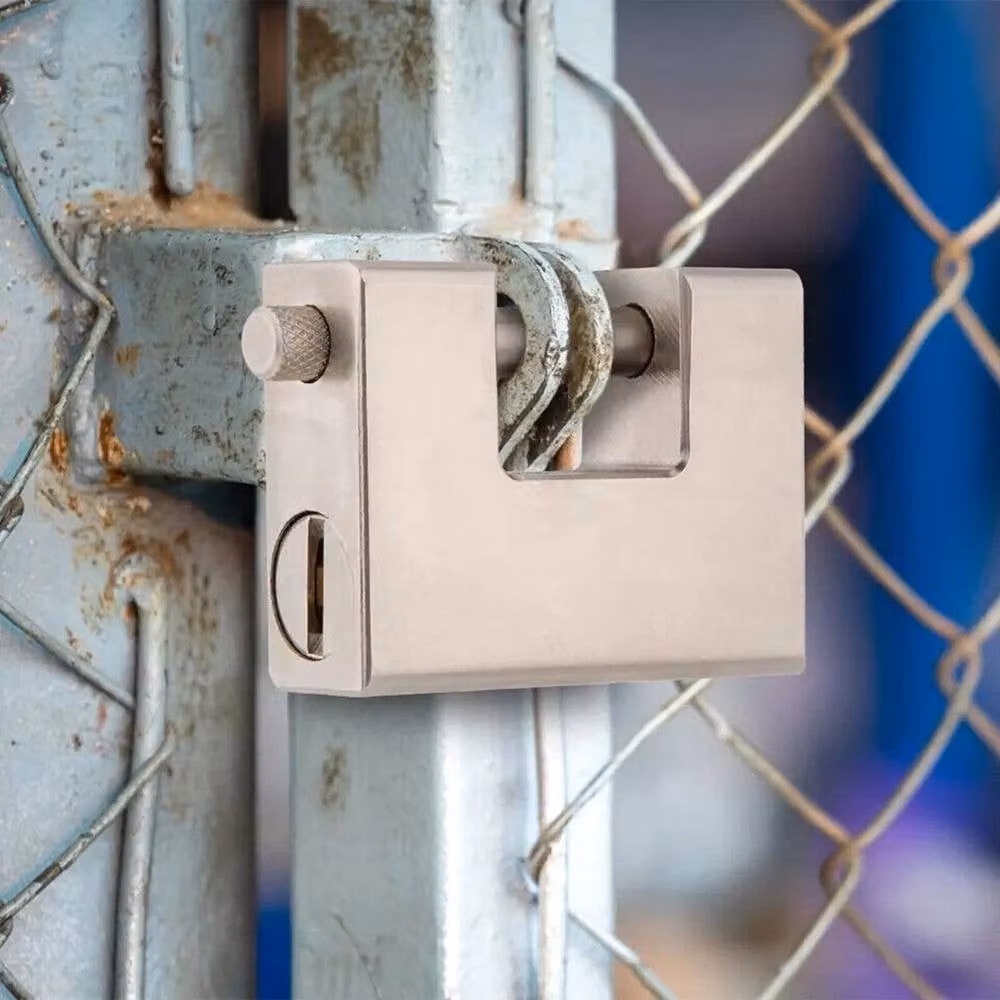 Kelvenix Heavy Duty Steel Shipping Container Lock in Silver, W: 10000 mm, H: 520 mm, 94 mm Key – 2