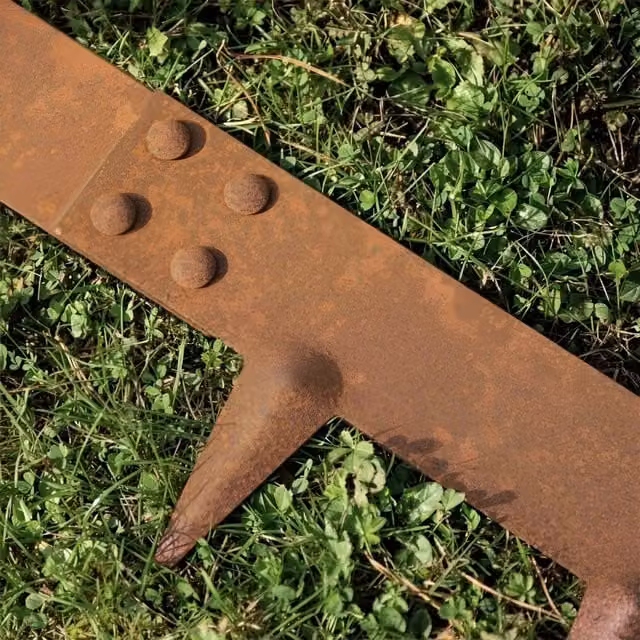 Primrose 5m Corten Steel Modular Garden Edging Pieces in Orange