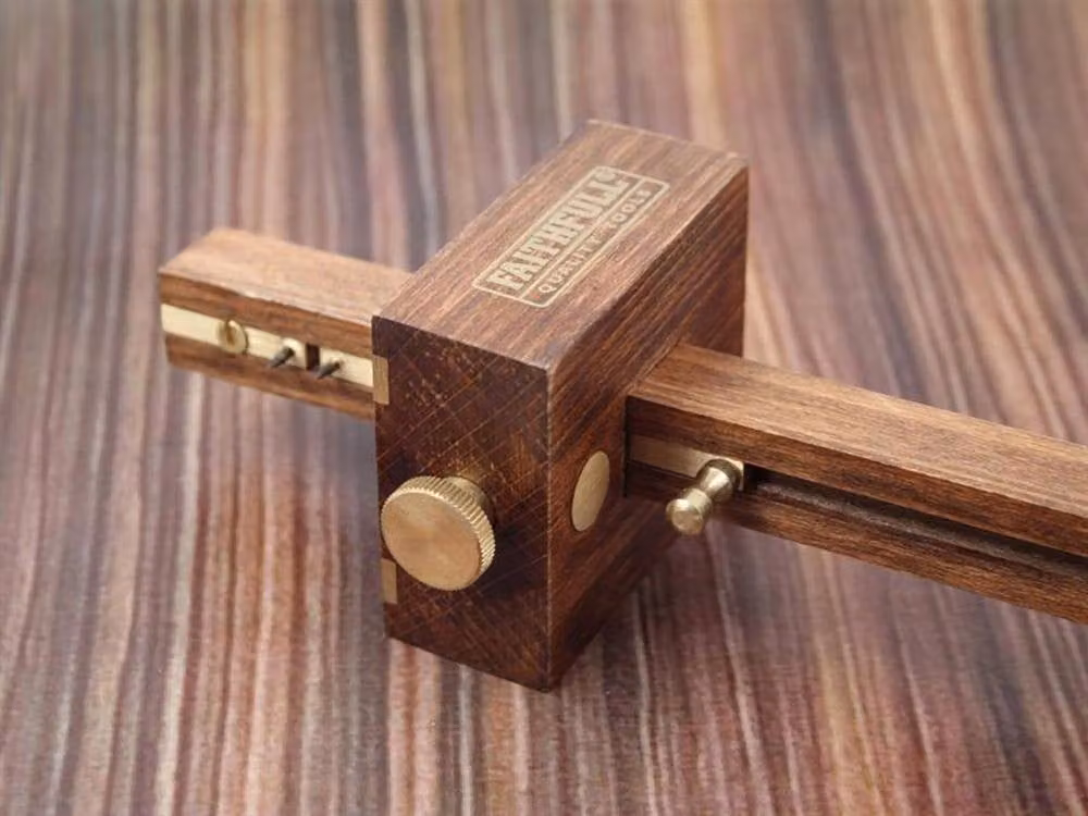 Faithfull Mortice Gauge with Slide Adjustment in Brown Walnut – 3
