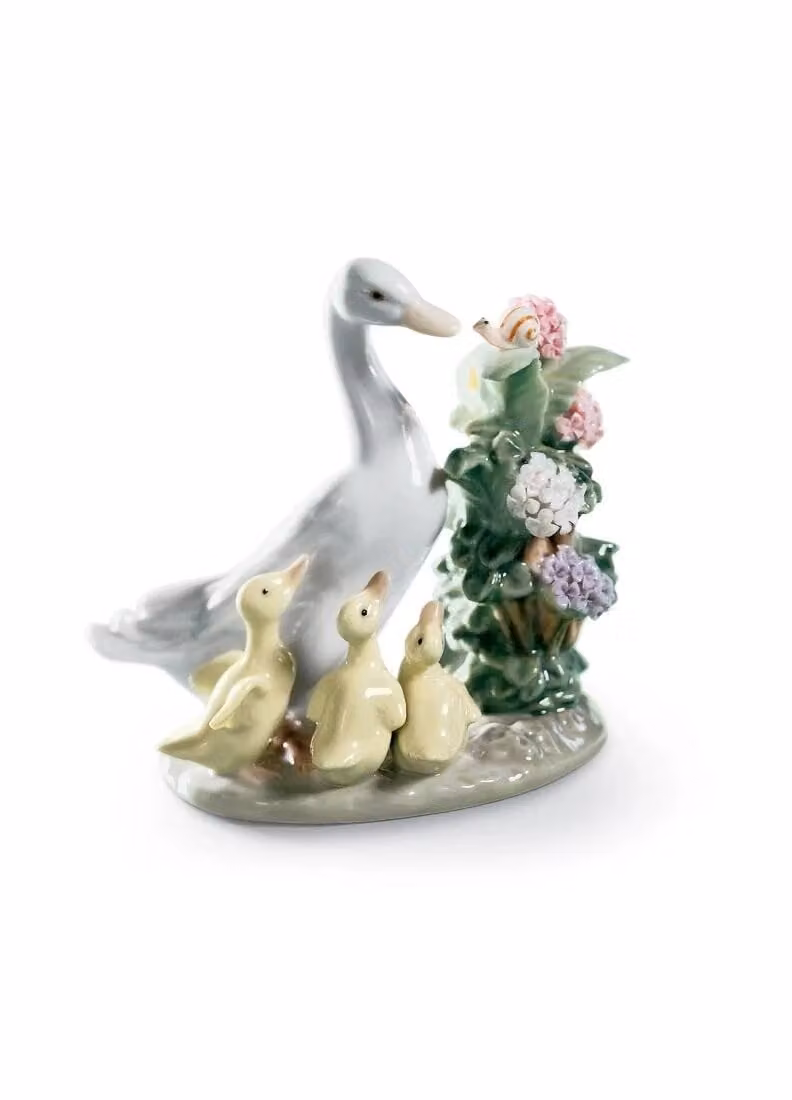 Lladró How Do You Do Duck Porcelain Figurine in White and Multicolour