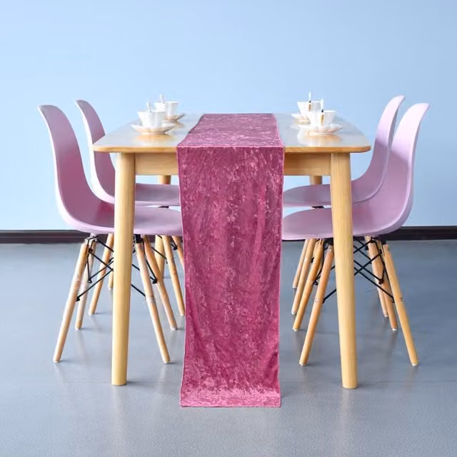 Trimming Shop Pink Velvet Rectangular Table Runner