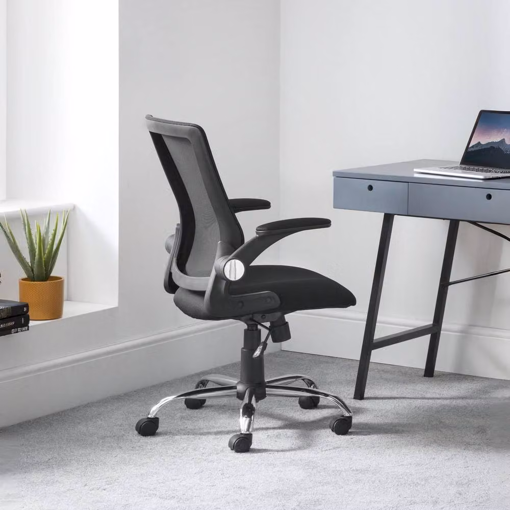 Cheshire Bramley Black Fabric Executive Office Chair with Armrests and Height Adjustment – 2