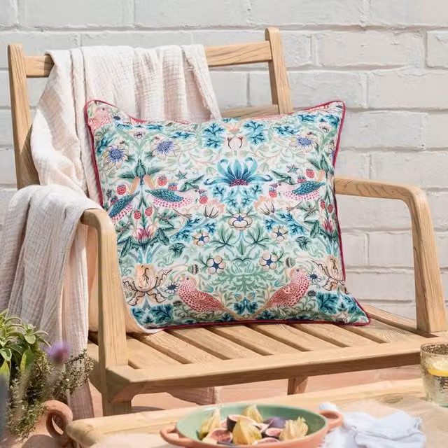 Morris & Co. Strawberry Thief Floral Outdoor Cushion in Coral and Green, W/D/H: 50 x 50 x 50 cm – 1
