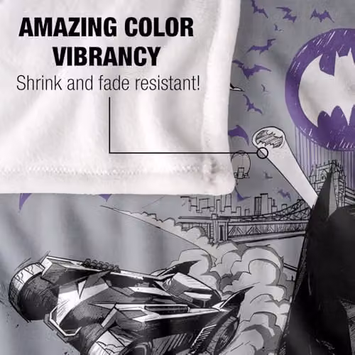 Warner Bros. Batman Purple Kanji Skyline Super Soft Fleece Throw Blanket, W: 152 cm, D: 127 cm – 3
