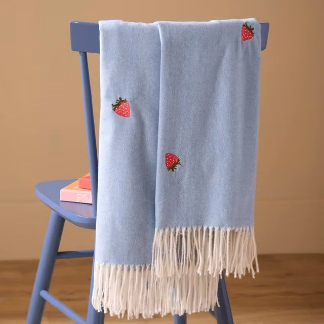 Furn Blue Floral Embroidered Knitted Throw with Fringes, W: 130 cm, L: 180 cm