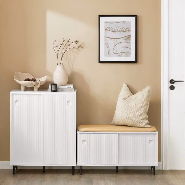 SoBuy Minimalist Hallway Shoe Rack and Entrance Bench with Padded Synthetic Leather Seat and Sliding Doors in White and Beige – 1