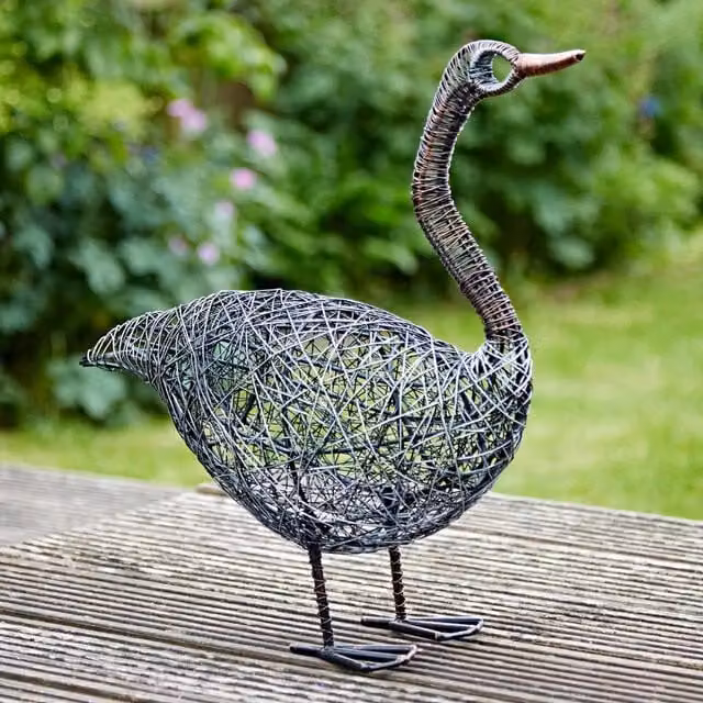 Paper High Guska the Standing Duck Silver Wire Garden Ornament – 1