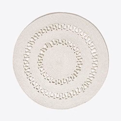 HOMESCAPES Natural Crochet Round Rug, Handwoven Braided Cotton Mat in Beige, Sand and White, Diameter: 70 cm