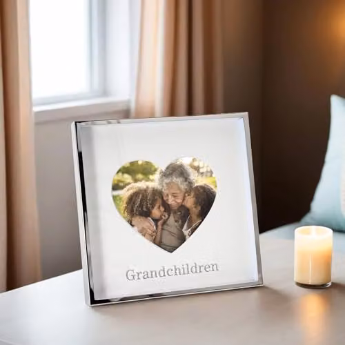 Happy Homewares Modern Heart Picture Frame in Silver and Black Metal for 4x4 Photos – 3