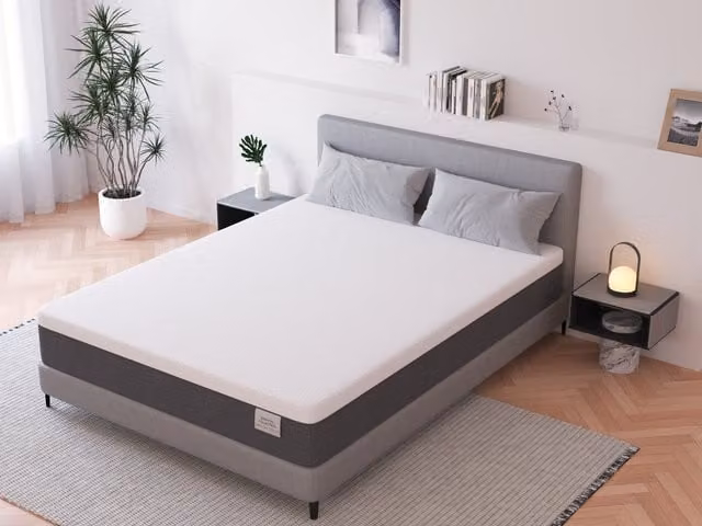 Essential Airflow Ortho Foam Medium Firm Mattress in White, W/D/H: 180 x 200 cm