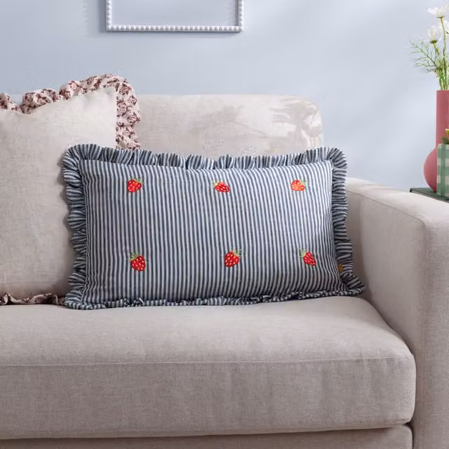 Riva Home Blue Striped Rectangular Polyester Cushion W/D/H: 30 x 30 cm – 3