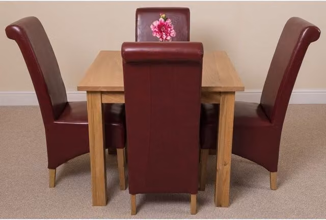 Thats Furniture Oslo Square Oak Dining Table and 4 Montana Leather Chairs in Red and Black, W/D/H: 90 x 90 x 77 cm – 1