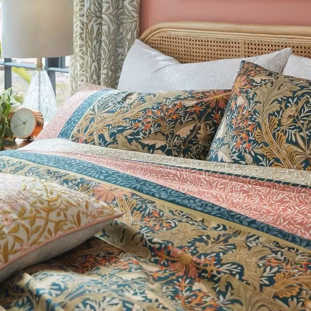 William Morris At Home Kelmscott Reversible Cotton Housewife Pillowcases, Navy Rose Floral Design