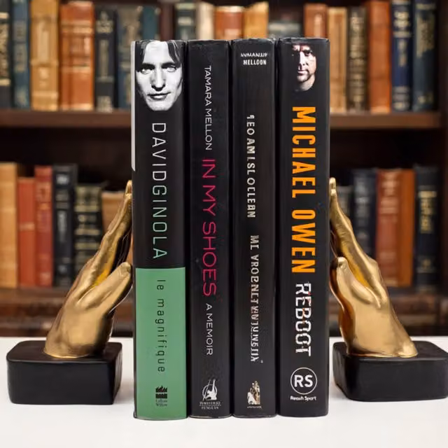 Maison Des Cadeaux Gold Resin Open Palm Hands Bookends Set