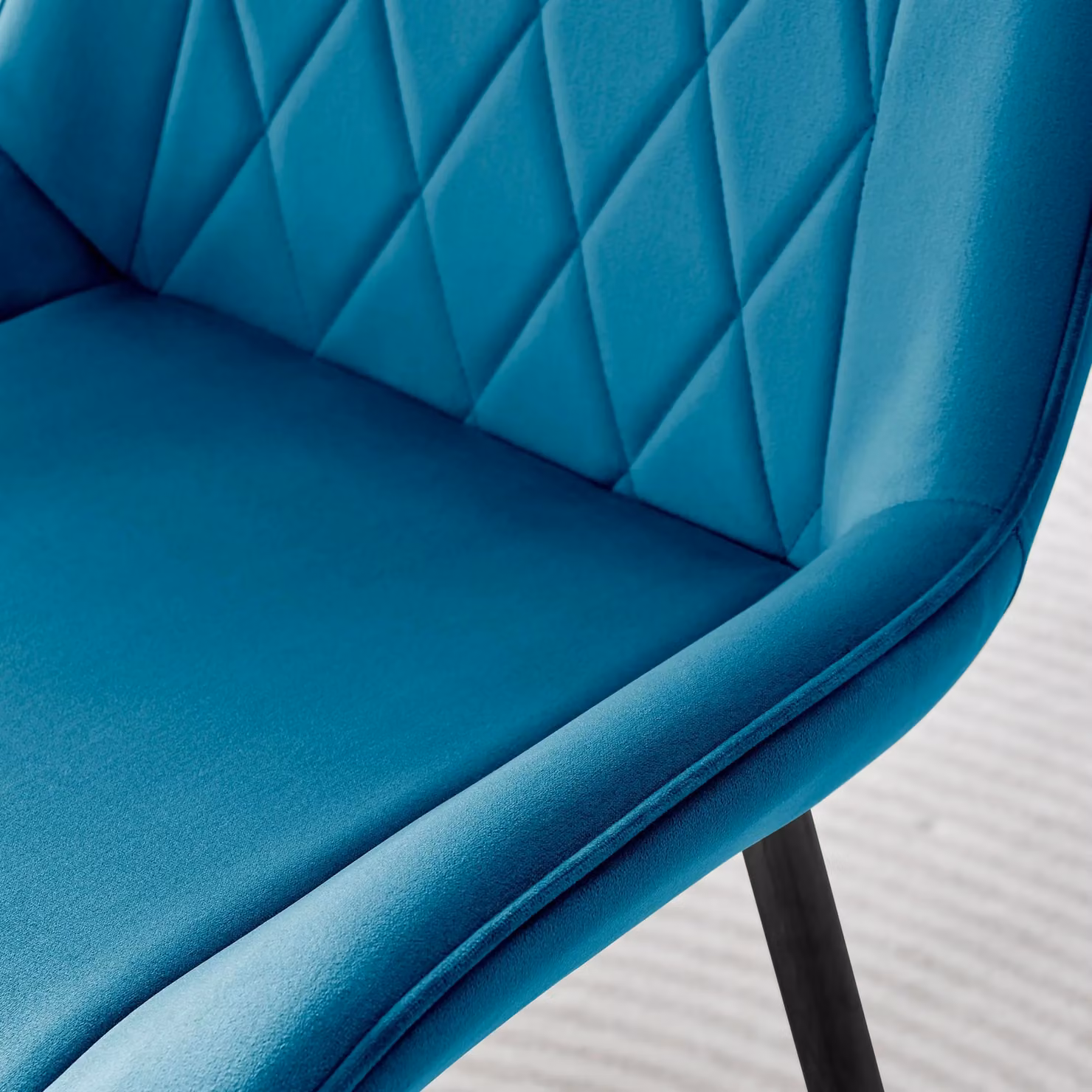 FurnitureboxUK Set of 2 Pesaro Luxury Velvet Dining Chairs with Diamond Stitched Back and Black Metal Legs in Blue – 3