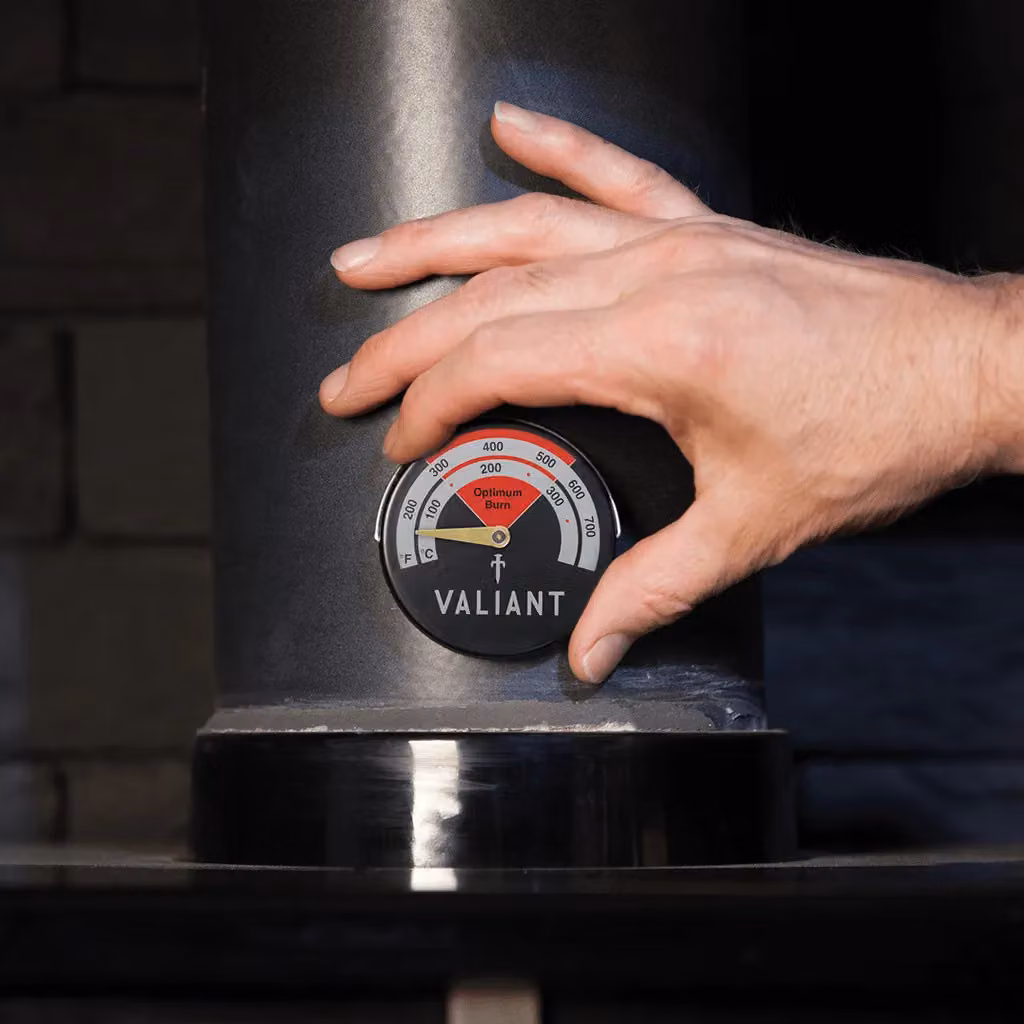 Vaillant Whirlwind Twin Stove Fan and Magnetic Stove Thermometer in Red and Green – 4