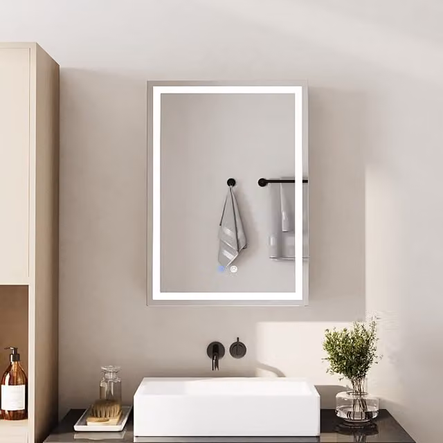 Livingandhome Modern Single-Door Wall-Mounted Bathroom Mirror Cabinet with LED Lighting and Anti-Fog Function in Silver