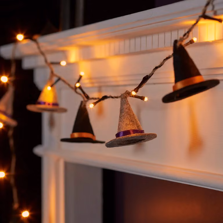Lights4fun Felt Witches Hat Battery Operated LED Fairy String Lights for Halloween Decoration, Black and Grey, 1.8m