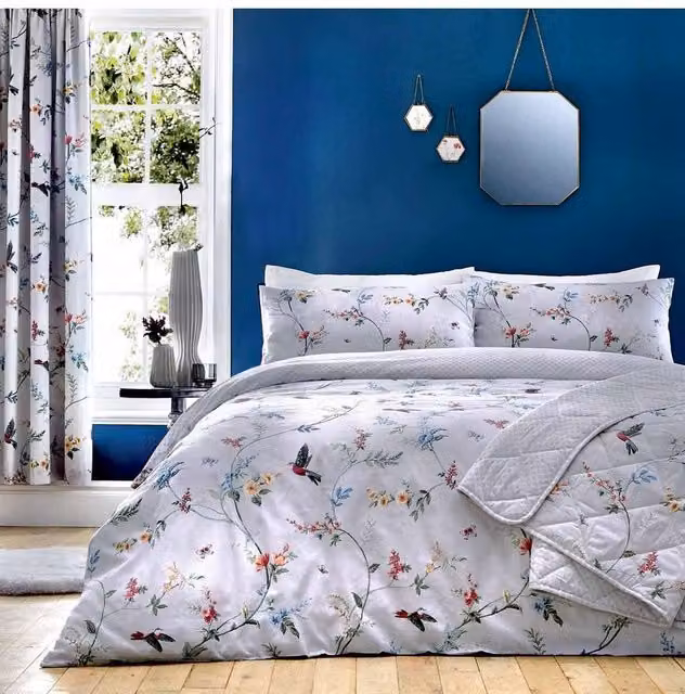 Chums Mansfield Floral and Flying Bird Duvet Cover and Pillowcase Set in Grey and White, W/D/H: 200 x 220 cm with 140 x 200 cm pillowcases
