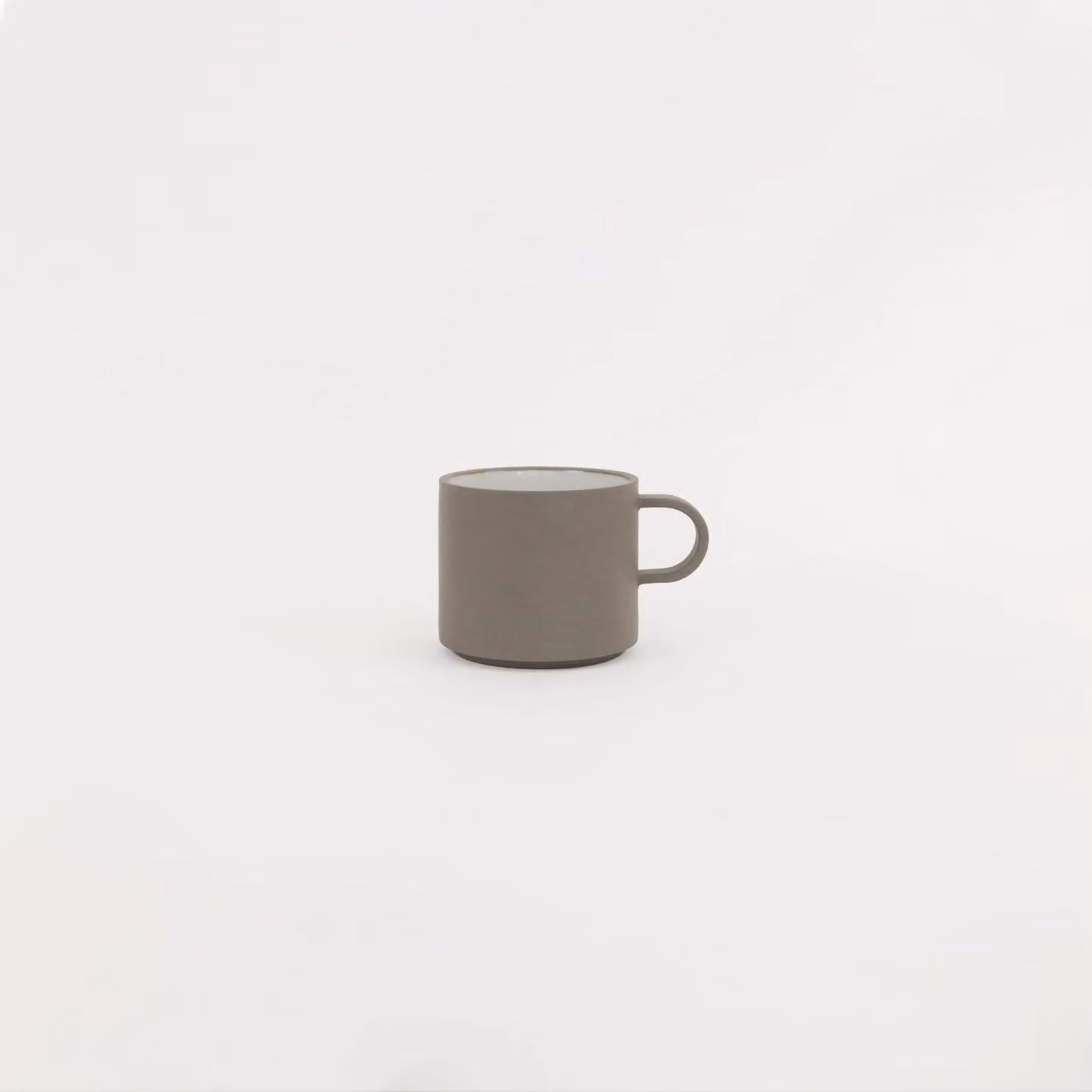 Hasami Porcelain Small Mug in Grey