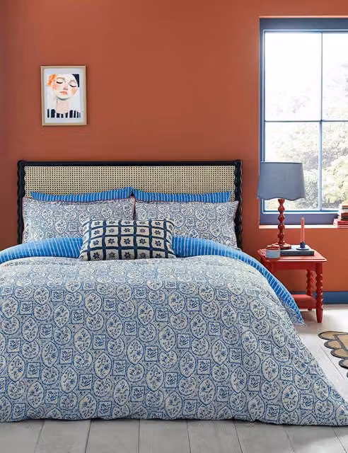 LAND & SHORE Portrait Reversible Single (3 ft) Bedding Set in Blue Mix Pure Cotton with Vintage Floral Design