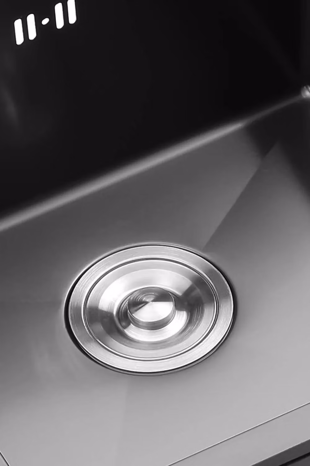 Living and Home Black and Silver Single Bowl Stainless Steel Drop-in Kitchen Sink – 3