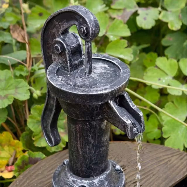 Primrose Solar Powered Tap and Half Barrel Cascading Water Feature in Brown