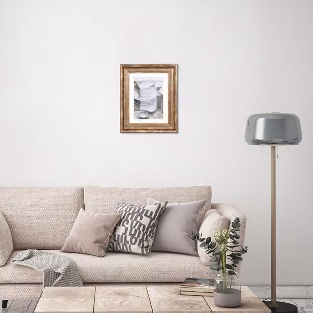 The Port. Co Gallery Antique Rectangular Single Tabletop Photo Frame in Gold, A4