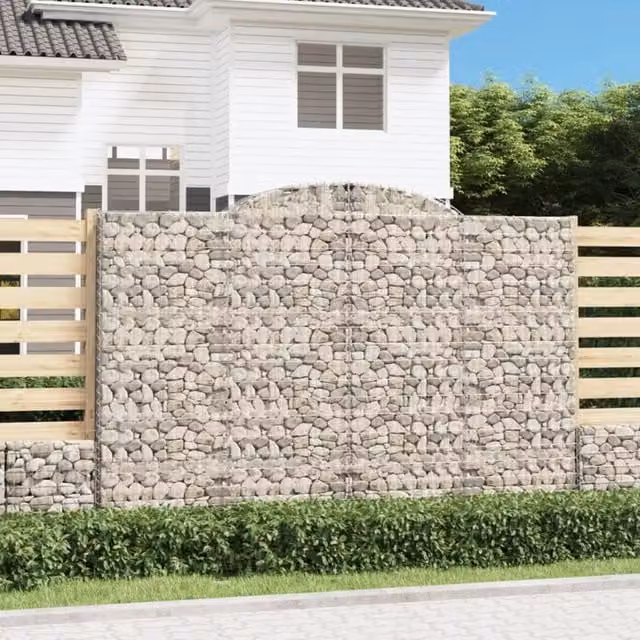 Berkfield Home Arched Gabion Basket in Silver Galvanised Steel, W: 300 cm, D: 30 cm, H: 200-220 cm