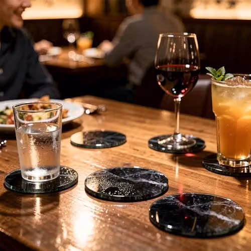 Harbour Housewares 12-Piece Glass Placemats and Round Coasters Set in Black and White Marble Effect, W: 40 cm, D: 30 cm – 7