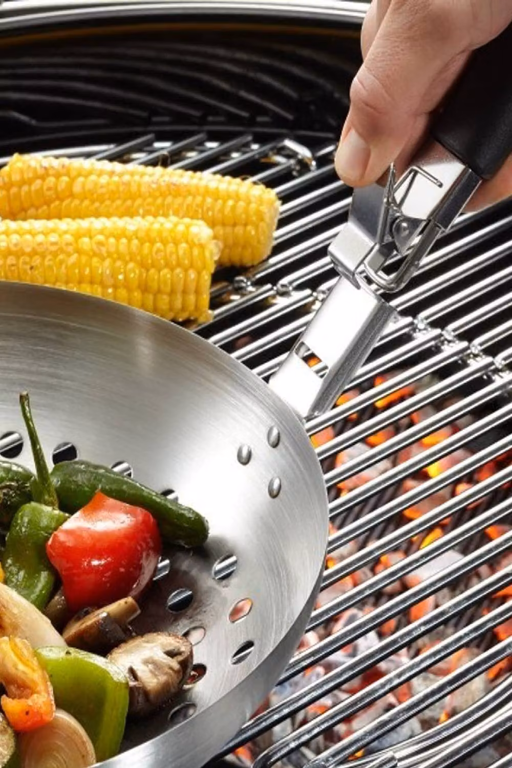 Gefu Silver Stainless Steel and Aluminium BBQ Wok with Removable Handle, Diameter: 28 cm – 3