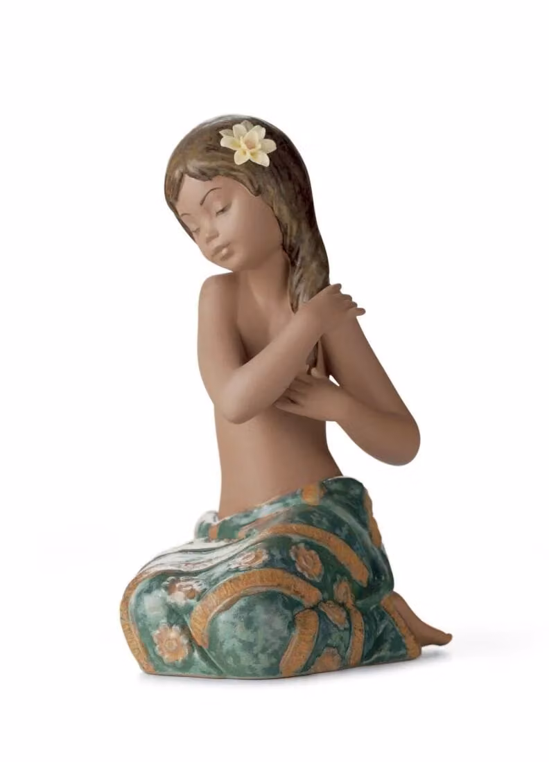 Lladró Pacific Jewel Girl Porcelain and Metal Figurine in Green and Multicolour