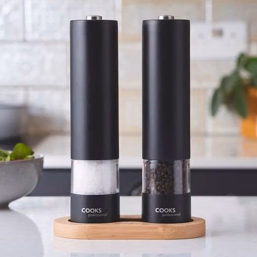 Cooks Professional Electric Salt and Pepper Mill Set with Bamboo Base, Black Stainless Steel Battery Operated Automatic Grinders