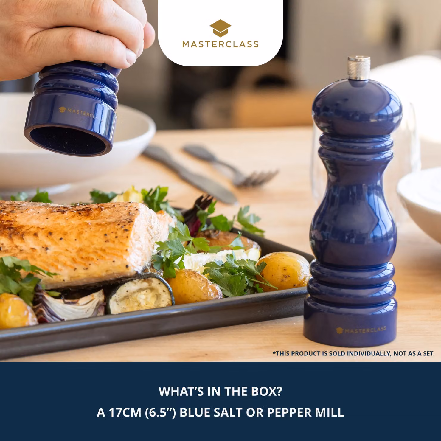 MasterClass Salt or Pepper Mill in Blue, Height: 17 cm – 4