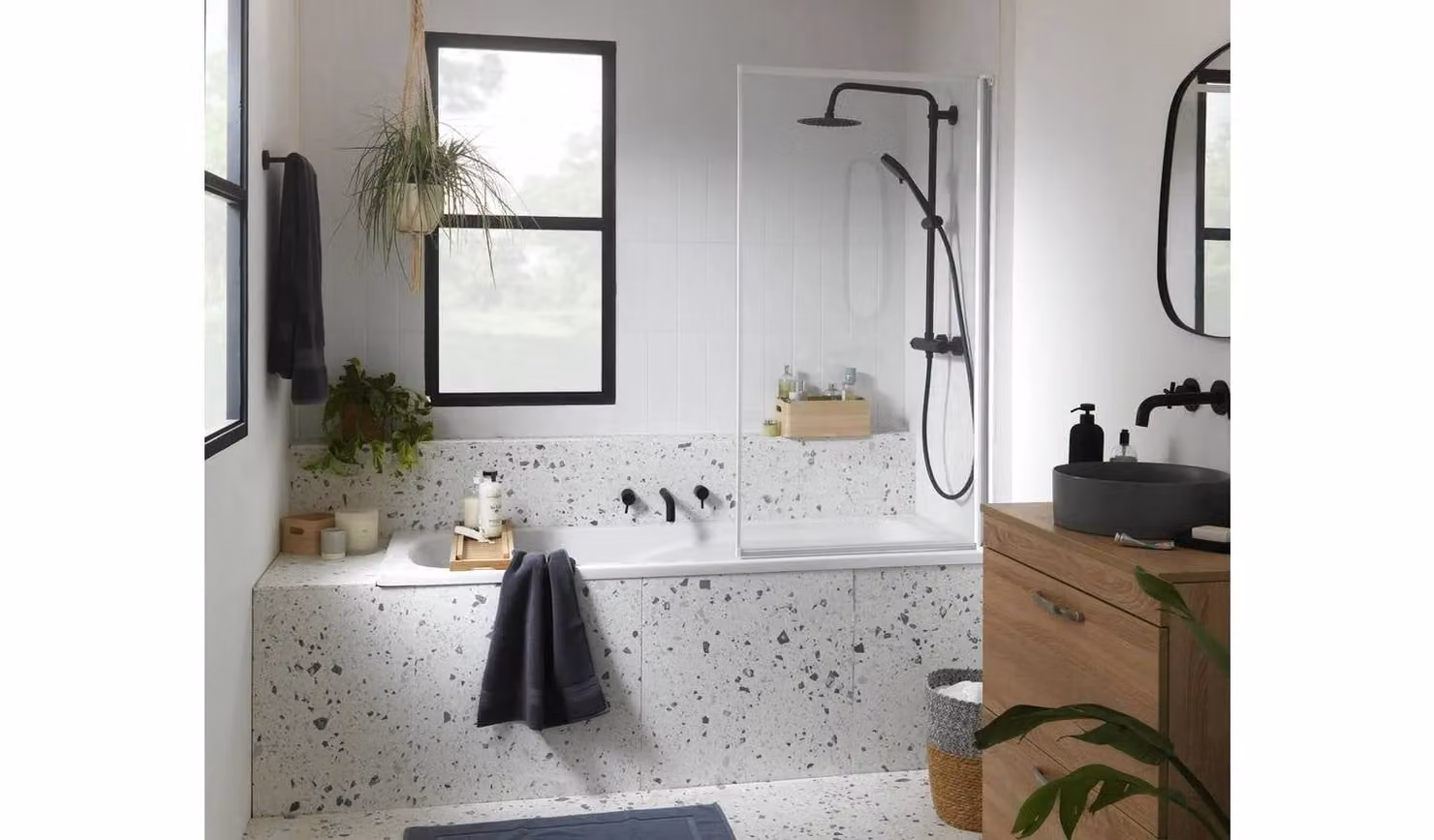 Cheap Furniture Warehouse Rectangular Fully Framed Bath Shower Screen in White with Clear Glass, W: 137.5 cm, H: 75.5 cm