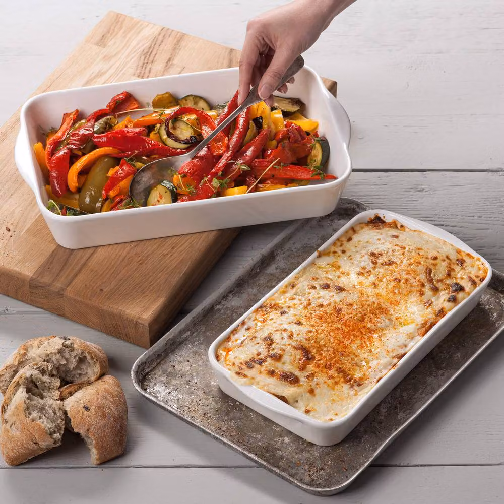 WM Bartleet & Sons White Porcelain Rectangular Roasting and Baking Dish – 4