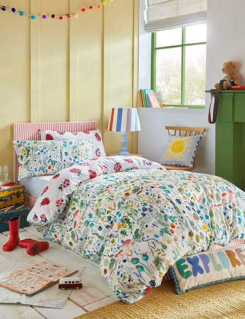 Bluebellgray Garden Explorer Reversible Floral Cotton Bedding Set, Multicolour, W: 140 cm, L: 200 cm