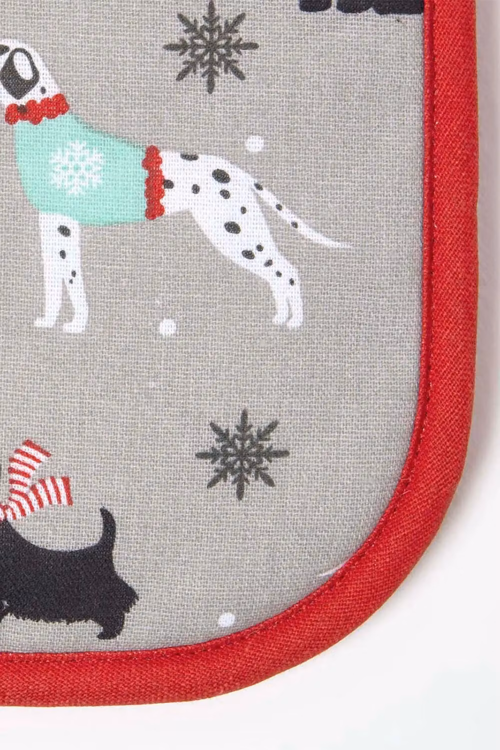 Homescapes Red and White Dog Christmas Double Oven Glove – 2