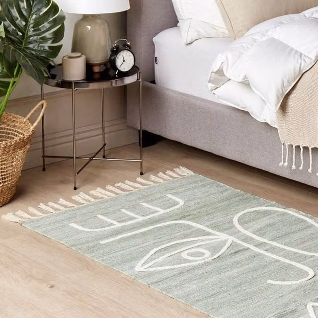 Wyld and Coco Handwoven Rectangular Area Rug in Green with Tassels, W/D: 80 x 150 cm