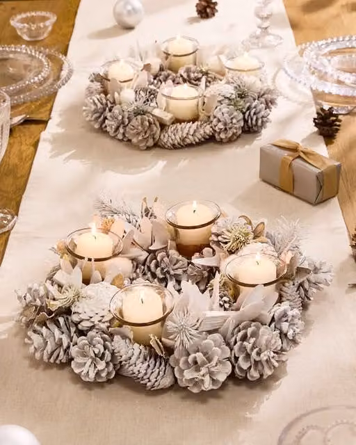 Dibor Wild Wonderland Christmas Table Decoration Centrepiece Candle Holders, Set of 2, White, Height: 30 cm