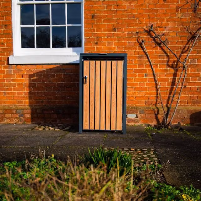 The Garden Furniture Centre Single Wood Effect Galvanised Steel Wheelie Bin Storage with Lockable Doors, Anthracite Grey