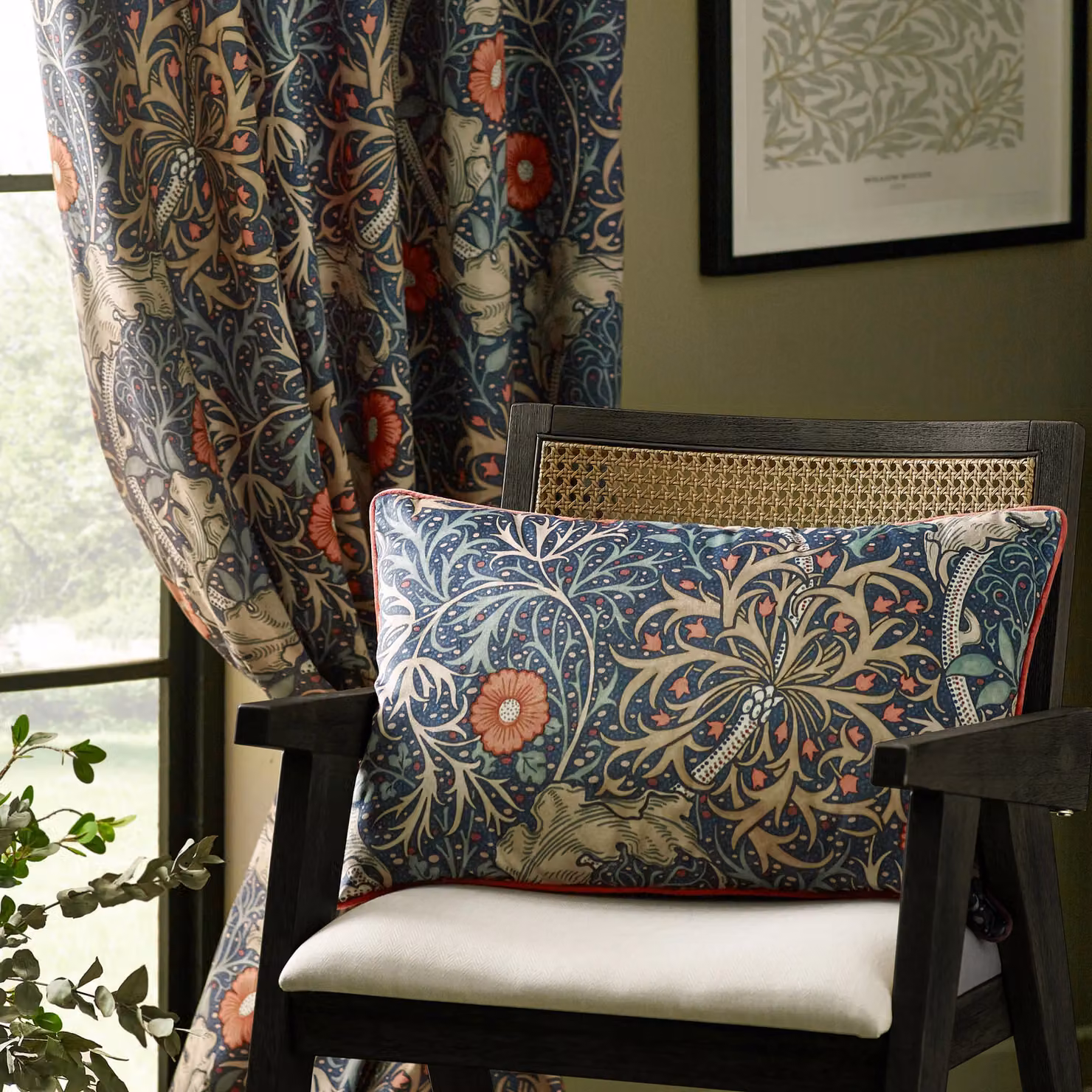 Morris & Co Seaweed Printed Velvet Room Darkening Pencil Pleat Curtains in Blue, Width: 228 cm, Drop: 137 cm – 3
