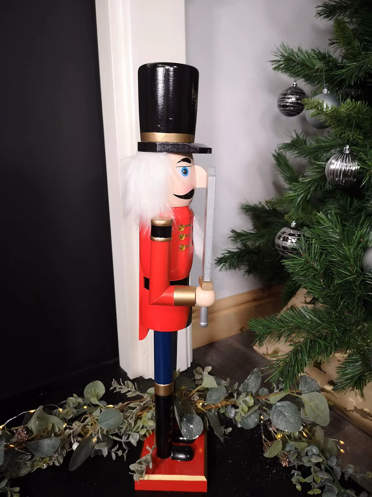 Samuel Alexander Classic Wooden Christmas Nutcracker Soldier Tabletop Decoration, Red, Height: 60 cm – 6