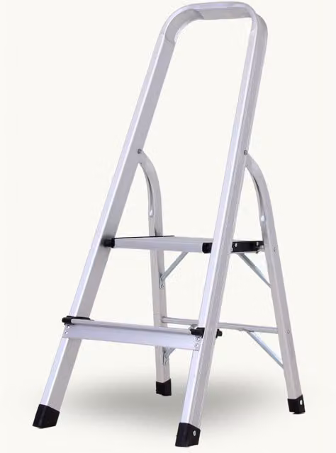 NOVECRAFTO Lightweight 2 Step Aluminium Ladder in Silver