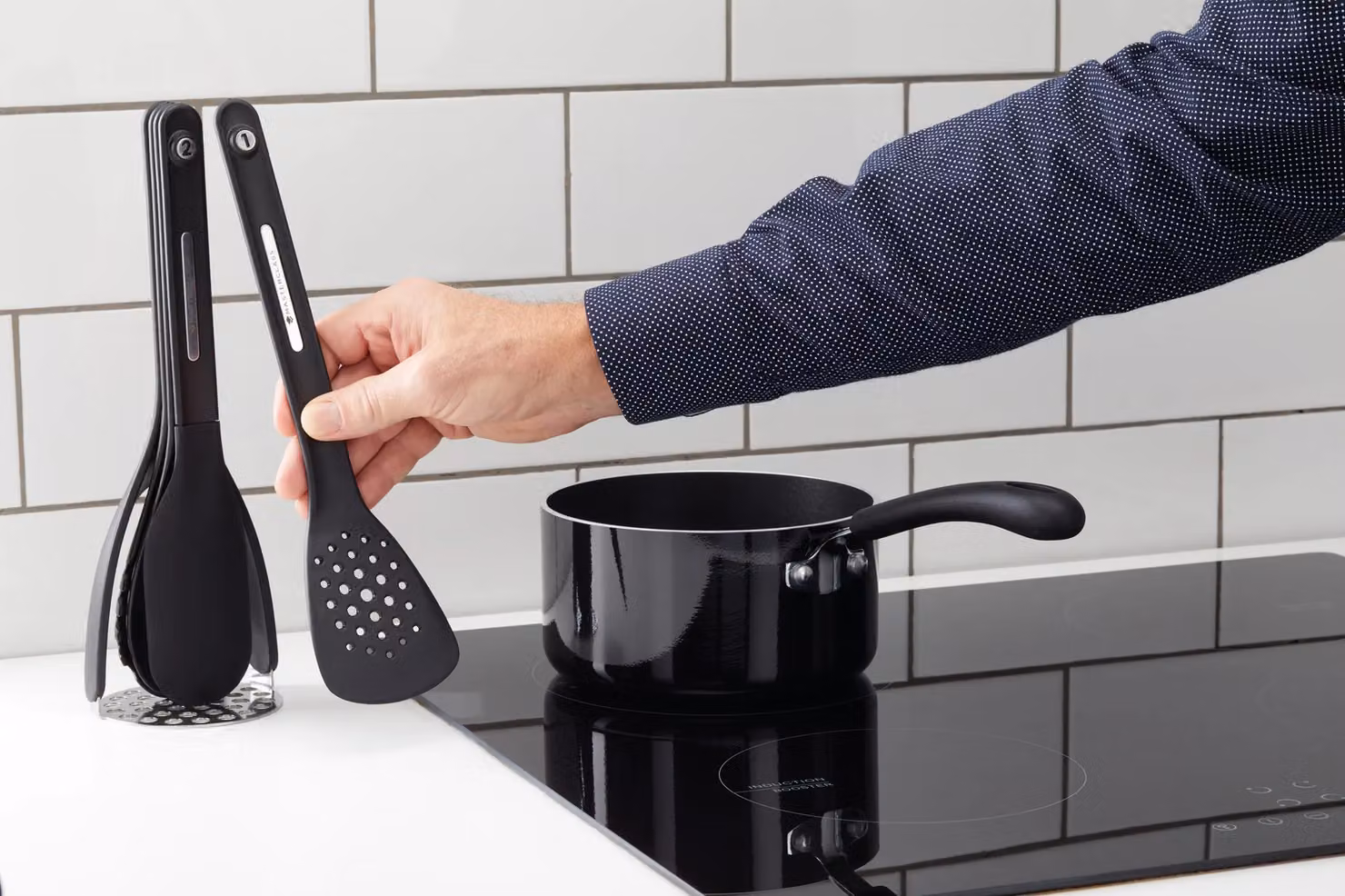 MasterClass Smart Space 5-Piece Nesting Magnetic Kitchen Utensil Set in Black – 4
