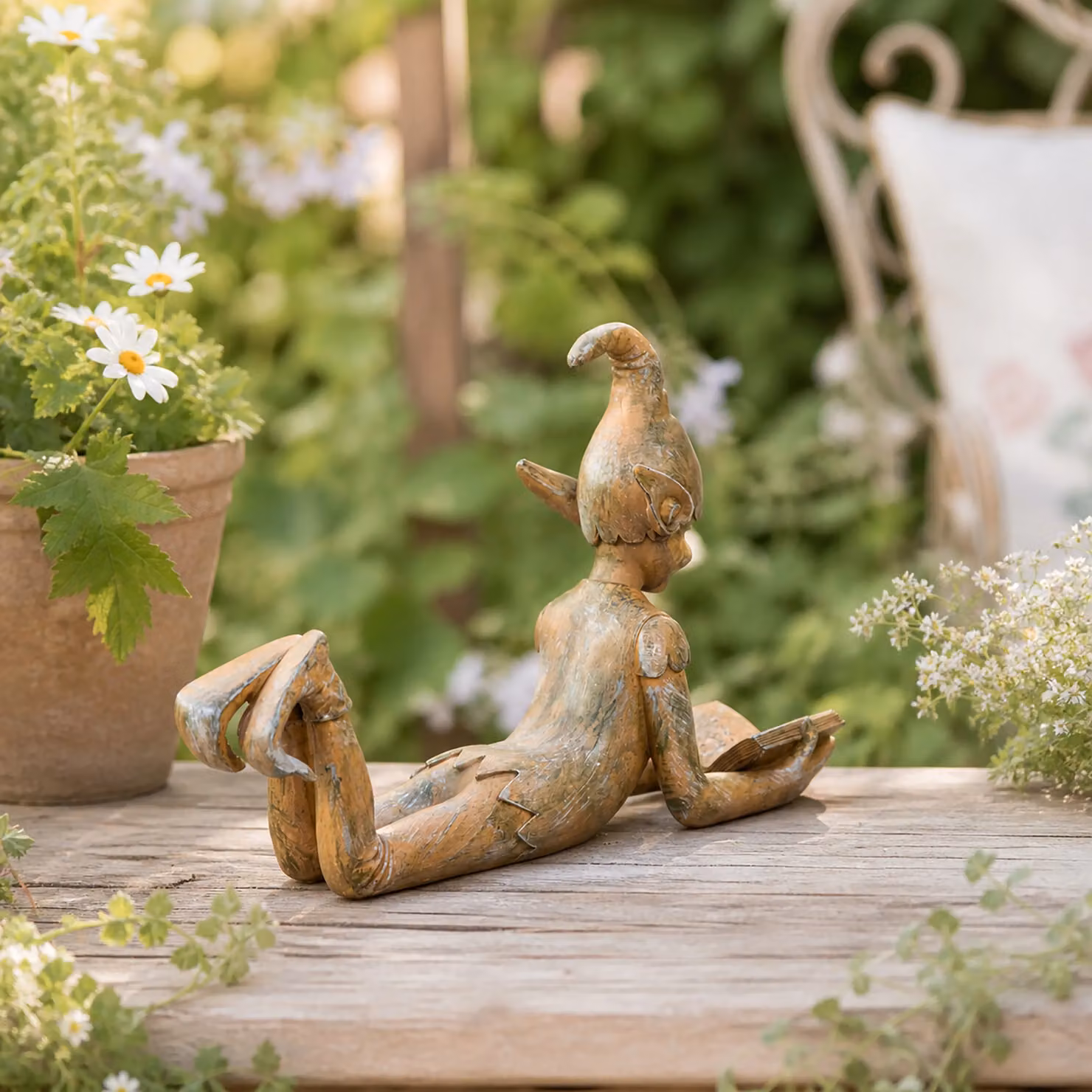 Marco Paul Elf Reading Resin Garden Ornament in Bronze – 4
