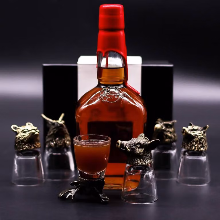 Serenityy Set of 6 Transparent Glass Shot Glasses with Antique Bronze Gift Box, 50ml per glass