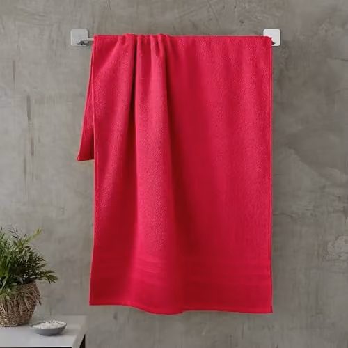 Catherine Lansfield Fluffy Cotton Bath Towel in Pink, W/D/H: 70 x 120 cm – 1