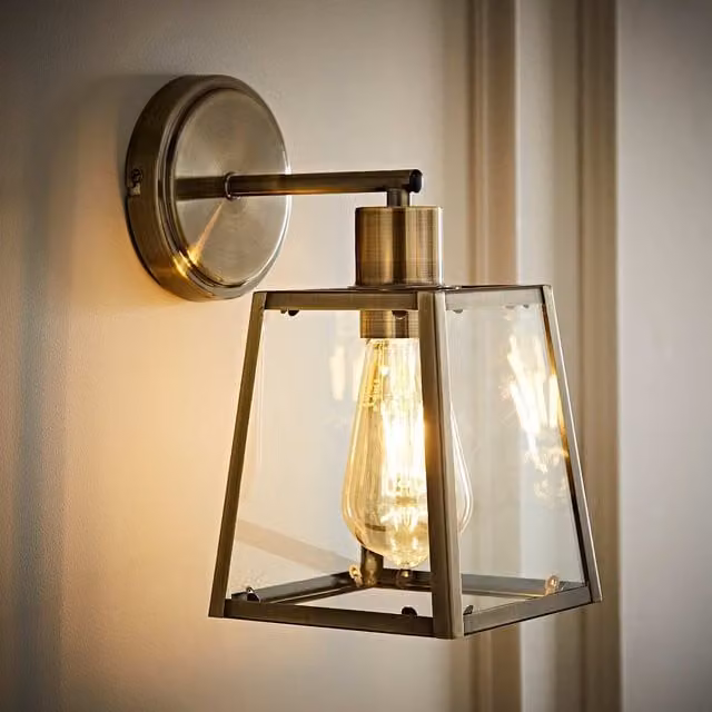 ValueLights Susie Glass Lantern Single Arm Wall Light in Antique Brass